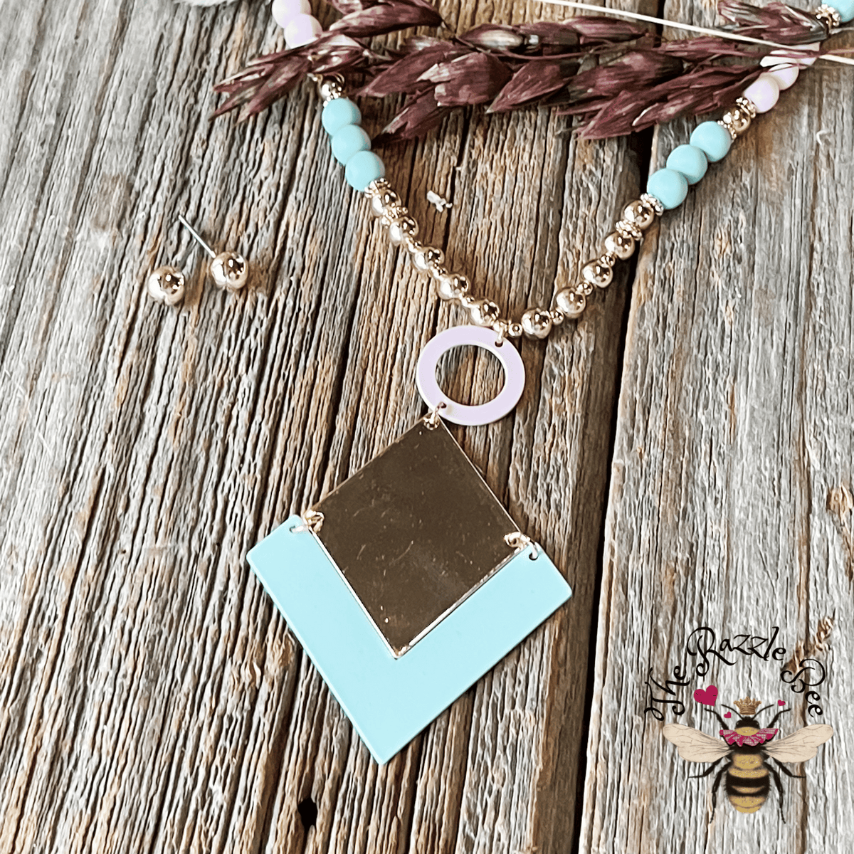 Diamond Shape Pendant Necklace