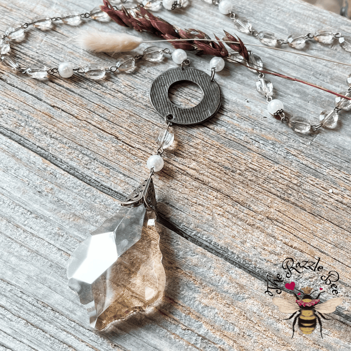 Clara Pendant Necklace